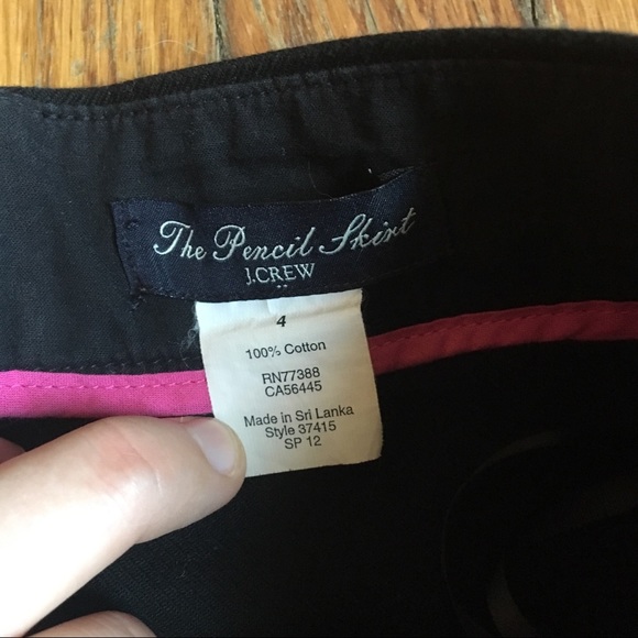 The Pencil Skirt by J Crew - Picture 4 of 4